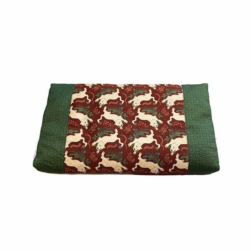 艾虎宫廷枕 赤焰红